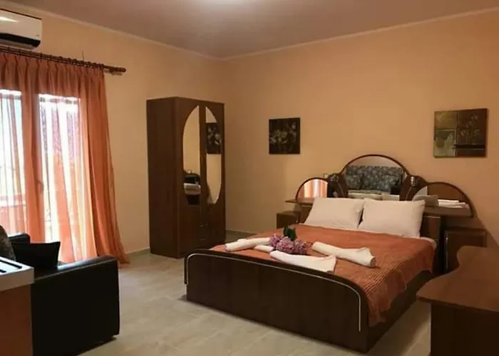 Anna Paradise Πανσιόν 3*